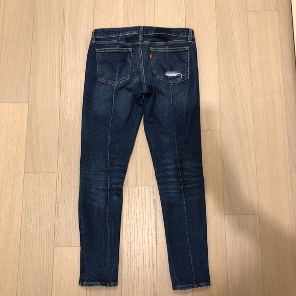Levi’s 711 skinny - hard to find style!! - Picture 5 of 8